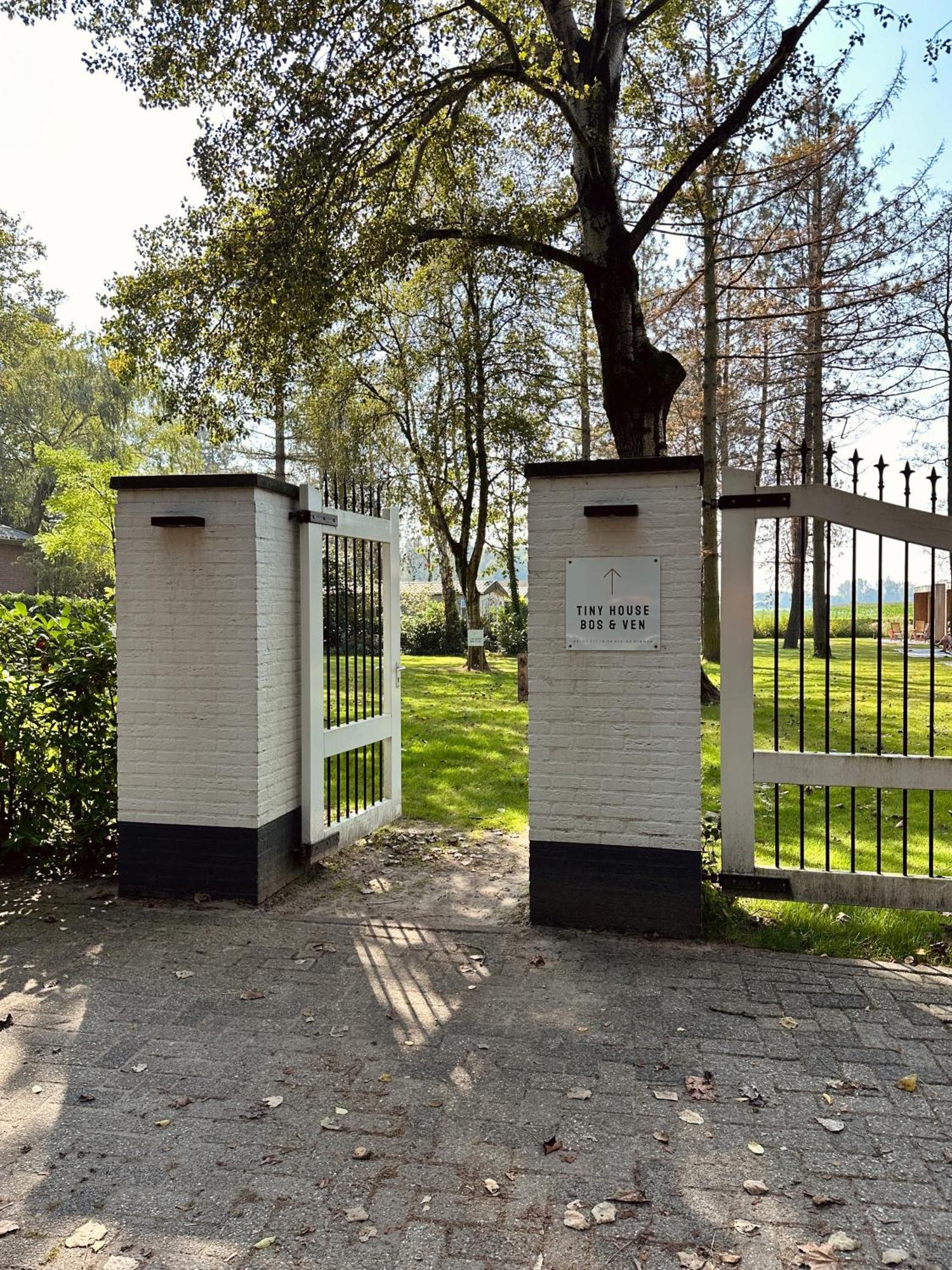 Cozy Tiny Houses In Oisterwijkse Bossen & Vennen Moergestel Exterior photo